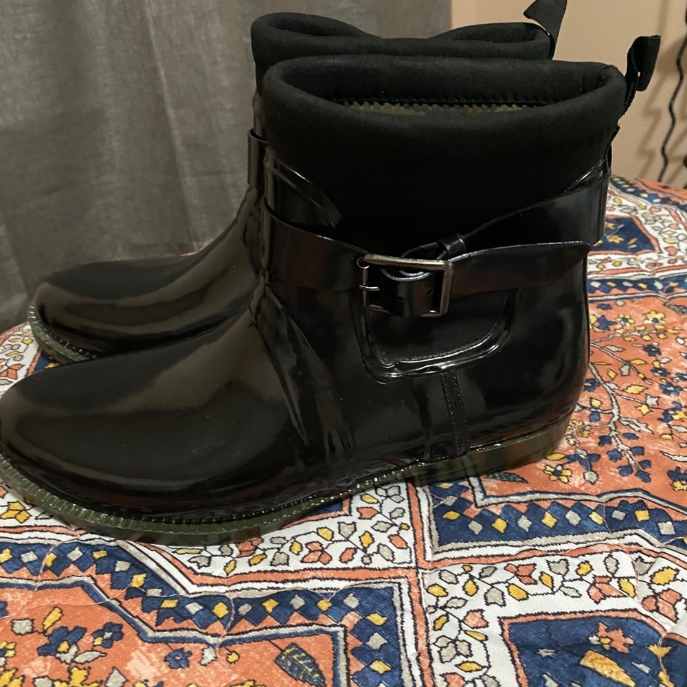 Cougar Black Rain boots